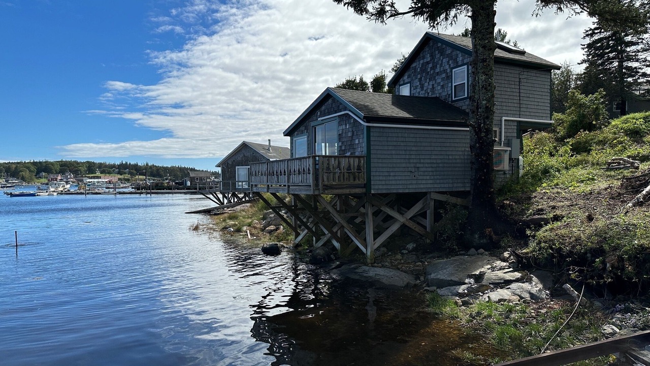Photo of Outdoor in Bernard