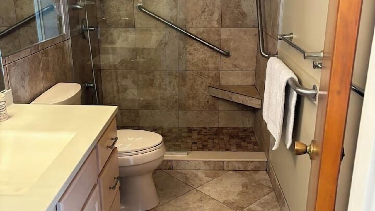 Photo of Bathroom in Ogunquit