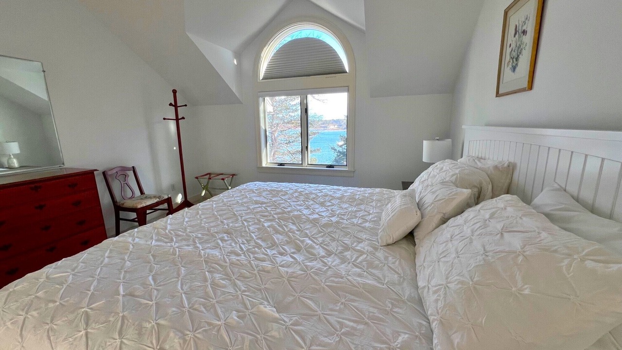 Photo of Bedroom in Cotuit