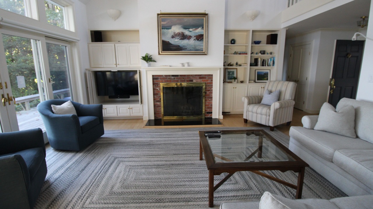 Photo of Livingroom in Cotuit