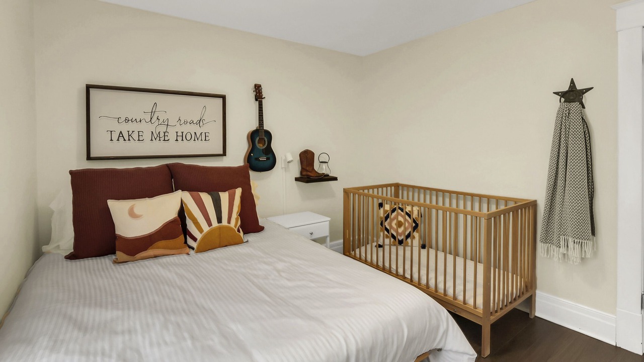 Photo of Bedroom in Niagara Falls