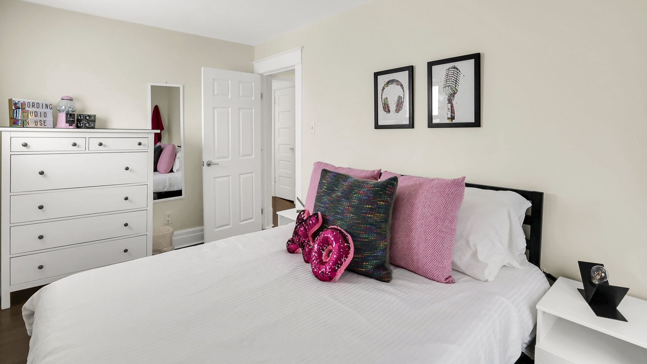Photo of Bedroom in Niagara Falls