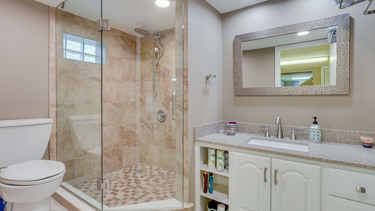 Photo of Bathroom in Woodmont