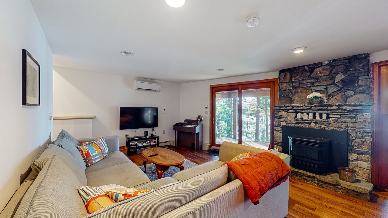 Photo of Livingroom in Casco