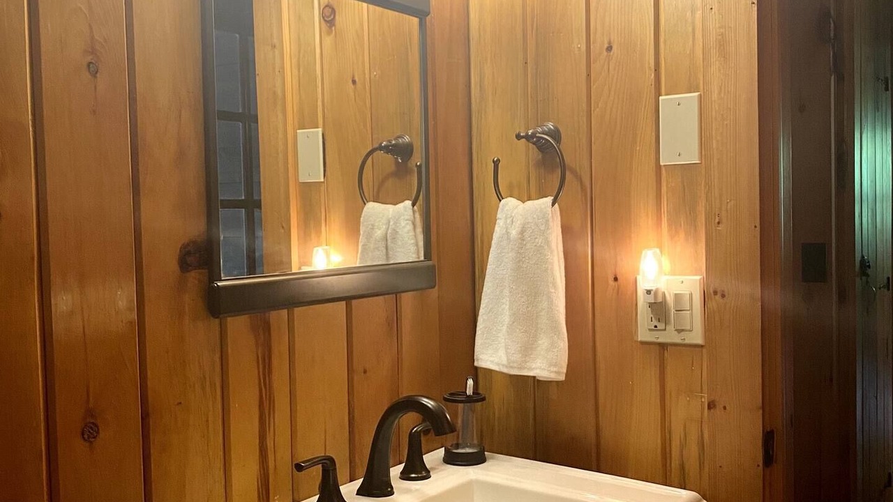Photo of Bathroom in Great Barrington
