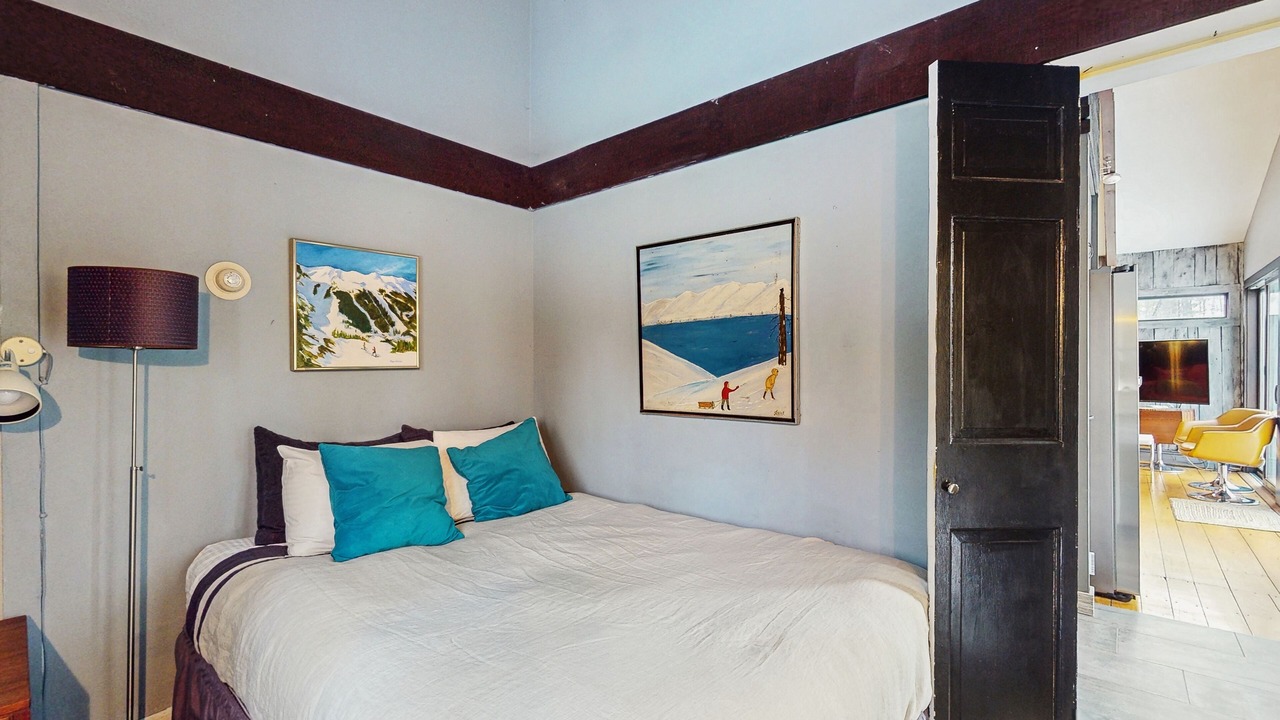 Photo of Bedroom in Stowe Hollow