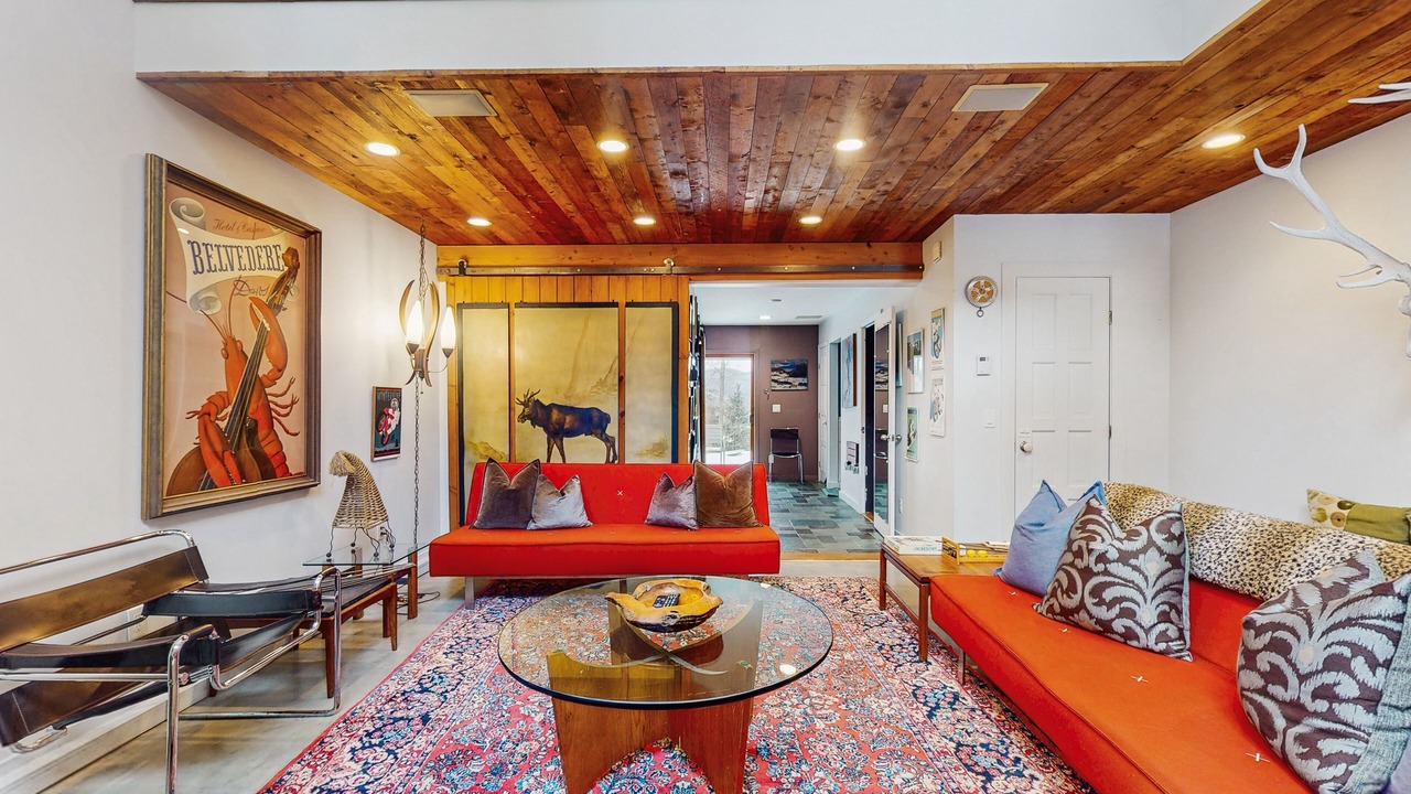 Photo of Livingroom in Stowe Hollow