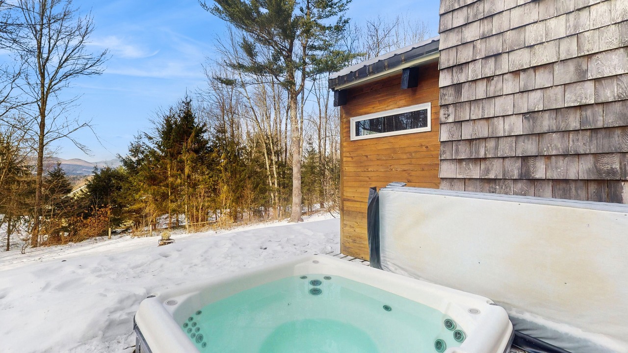 Photo of Outdoor in Stowe Hollow