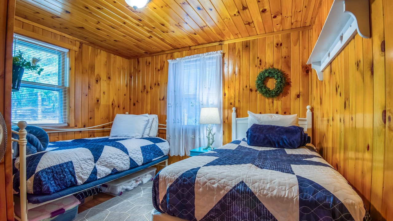 Photo of Bedroom in West Newfield