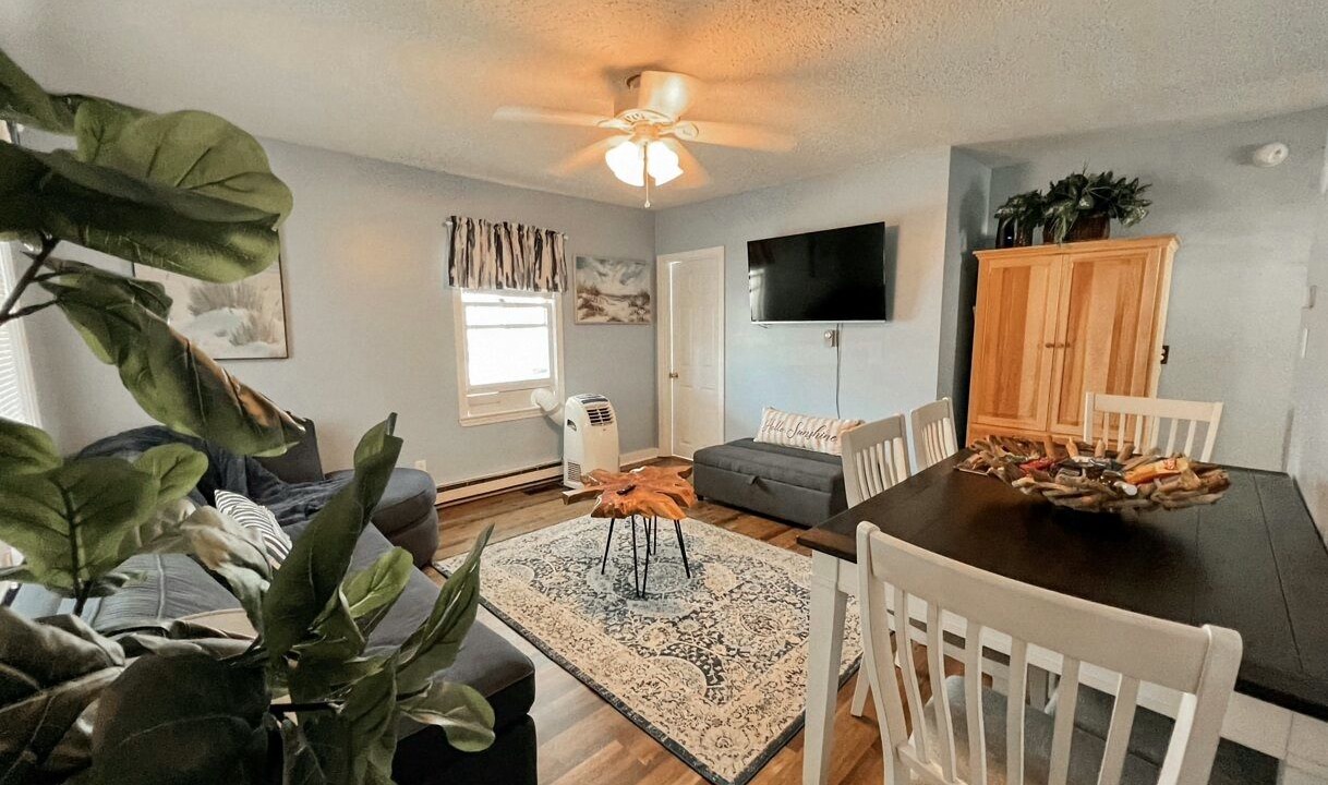 Photo of Livingroom in Old Orchard Beach