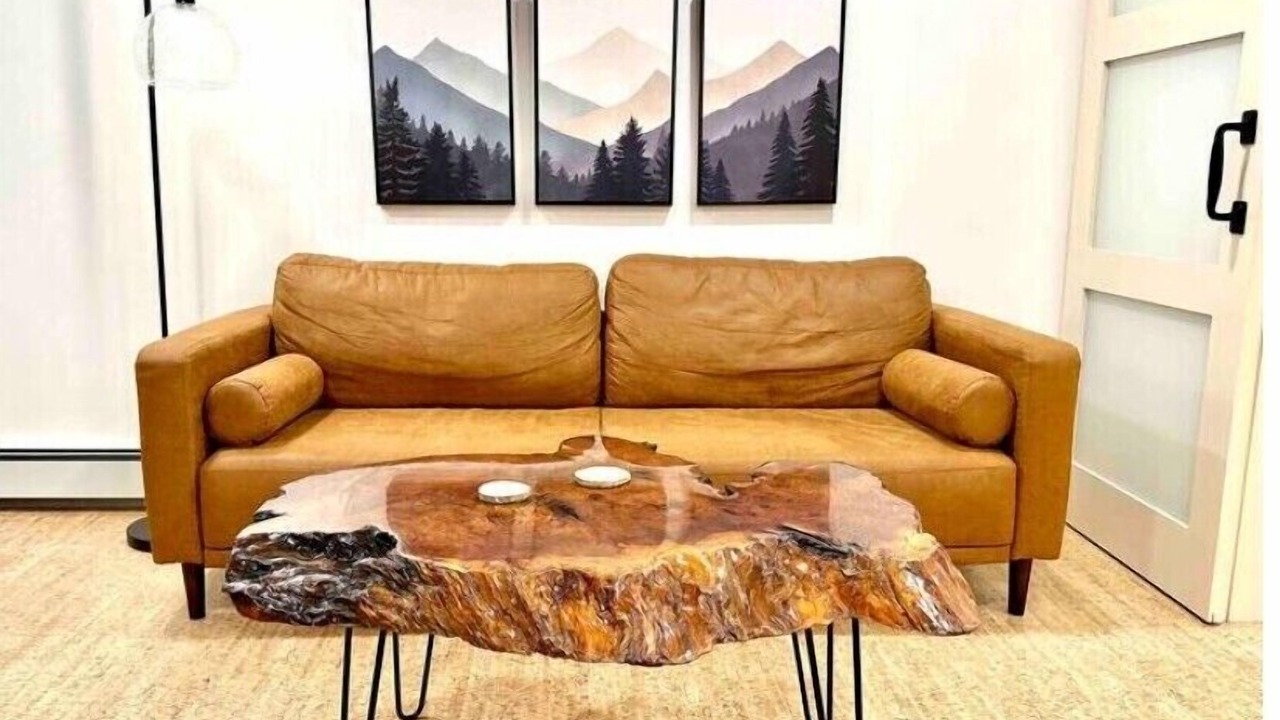 Photo of Livingroom in Burlington