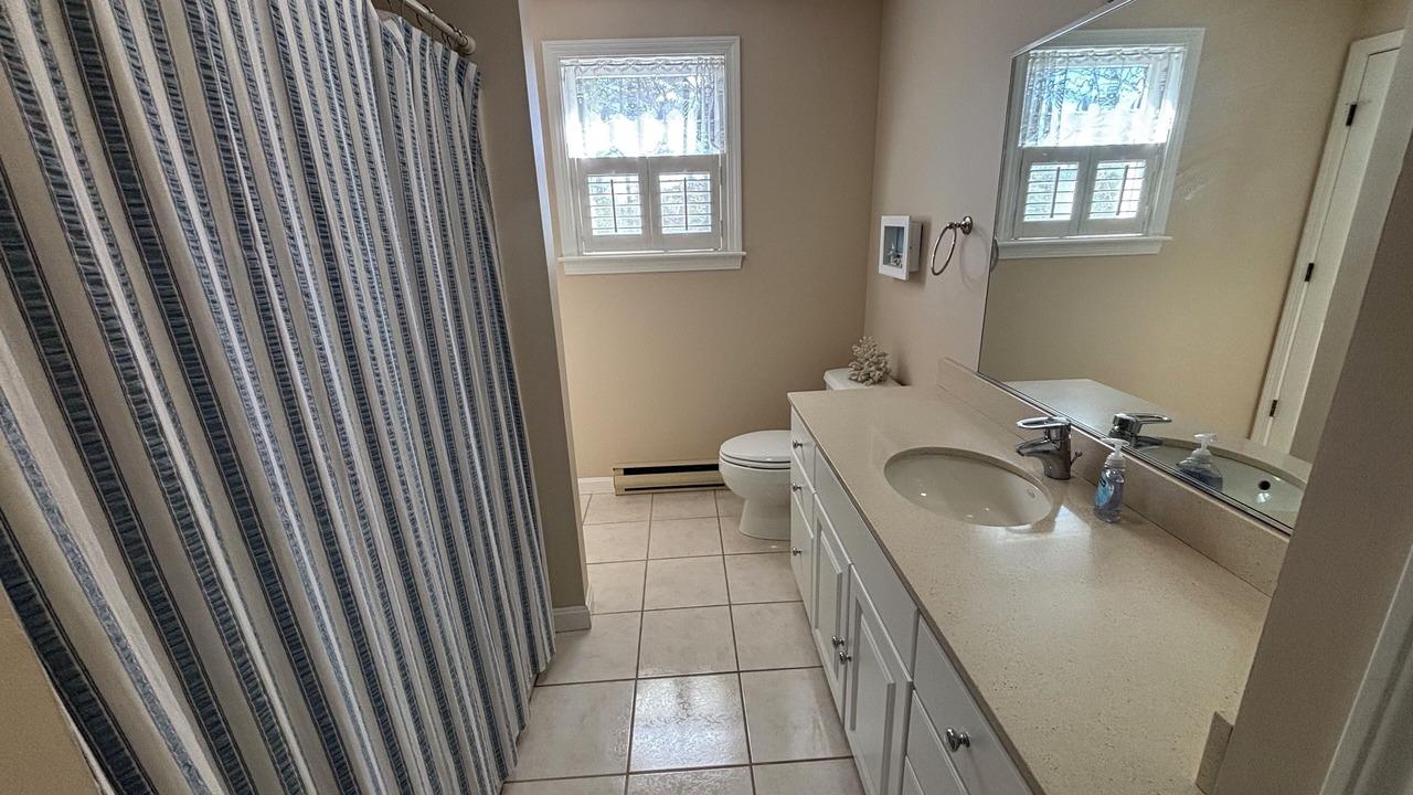 Photo of Bathroom in Ogunquit