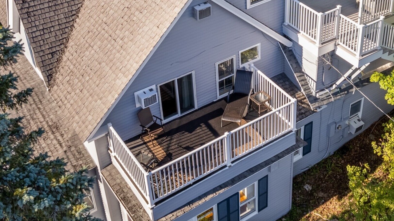 Photo of Patio Balcony in Ogunquit