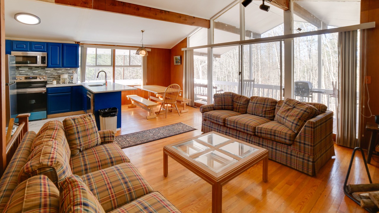Photo of Livingroom in Londonderry