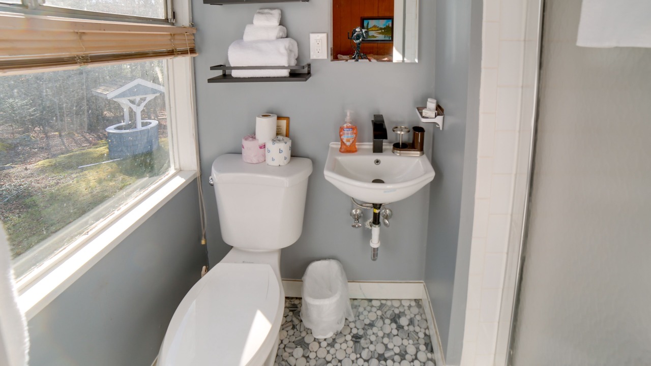 Photo of Bathroom in Londonderry