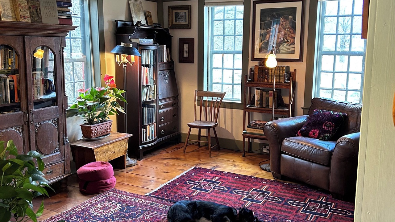 Photo of Livingroom in Manchester Center