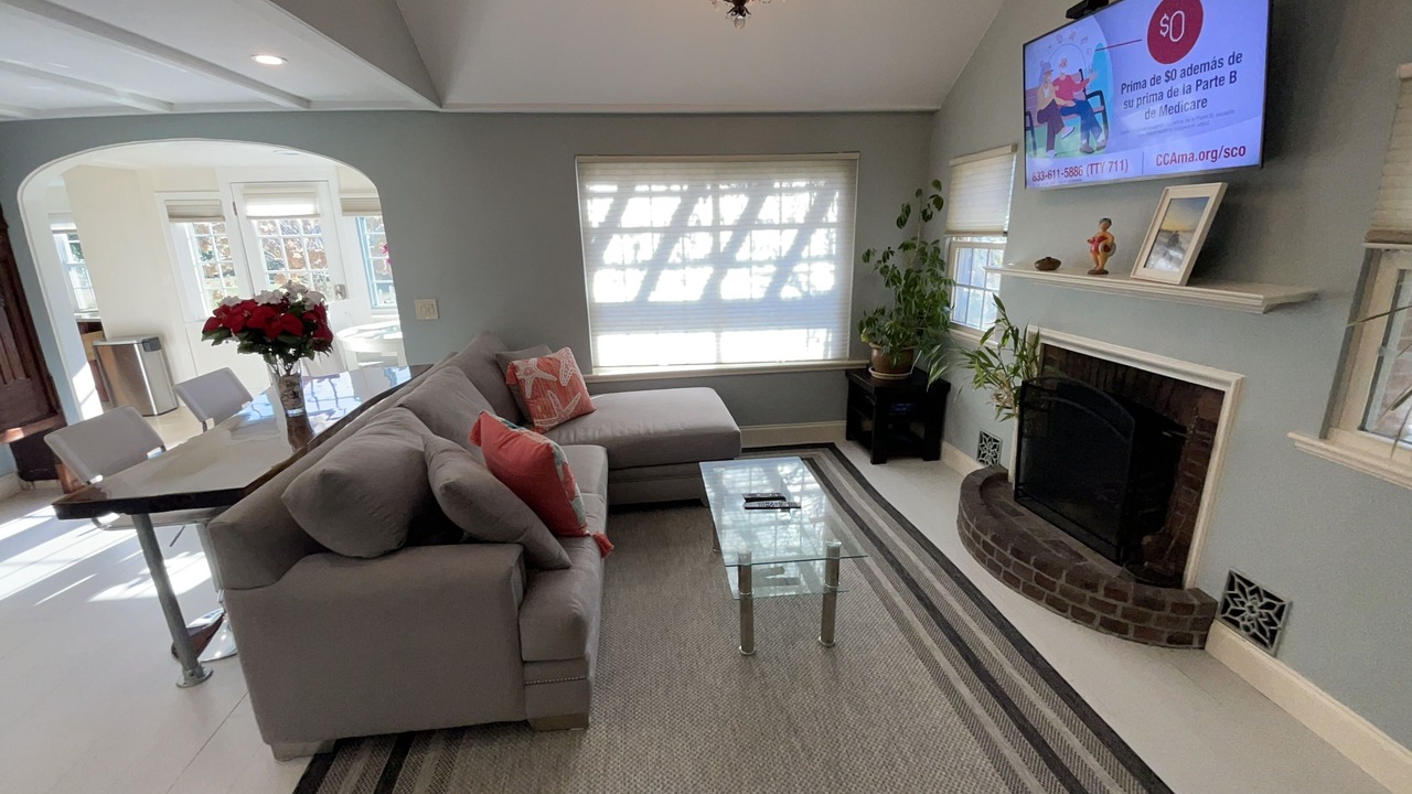 Photo of Livingroom in Hyannis