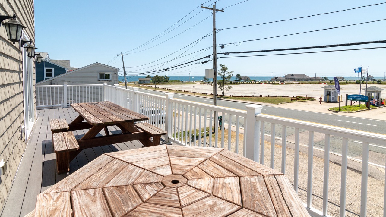 Photo of Outdoor in Eastward Look