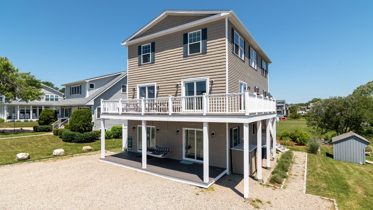 Photo of Outdoor in Eastward Look