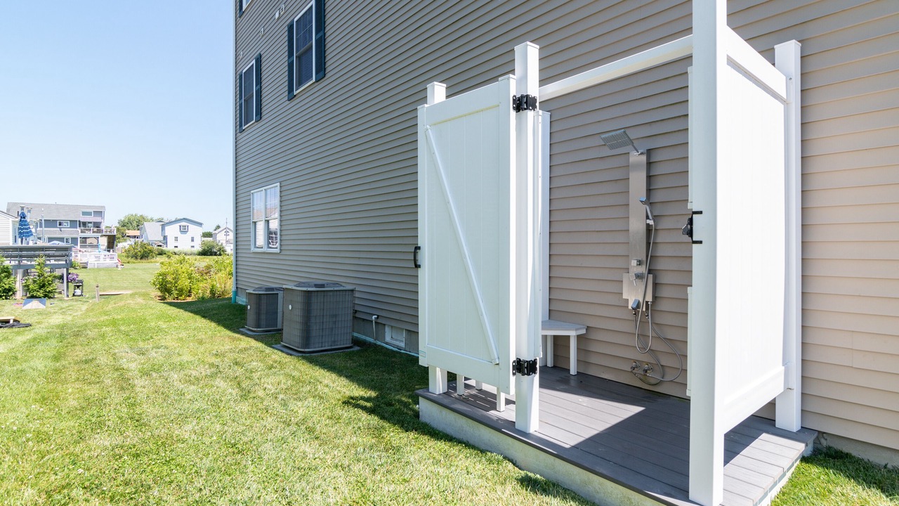 Photo of Outdoor in Eastward Look