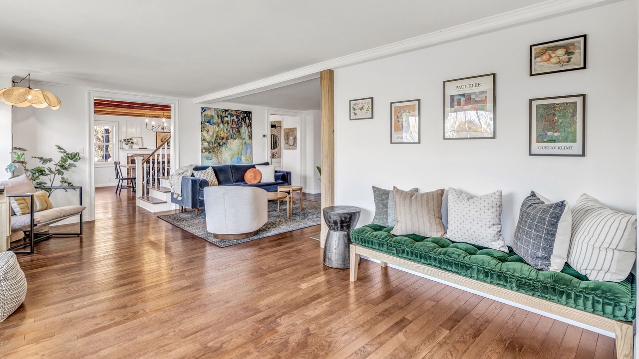 Photo of Livingroom in Bridgewater