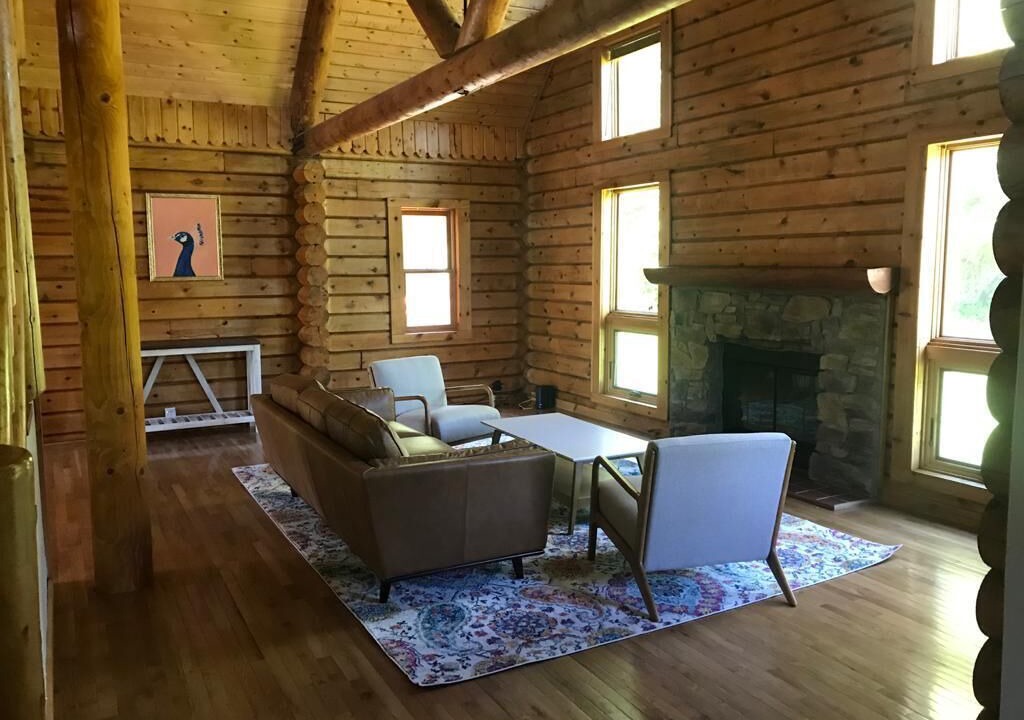 Photo of Livingroom in Rhinebeck