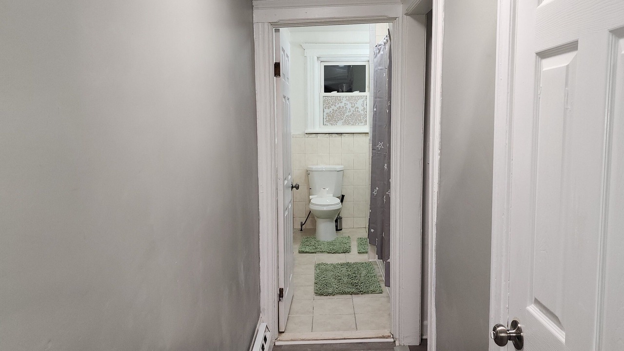 Photo of Bathroom in Cove - East Side - Shippan