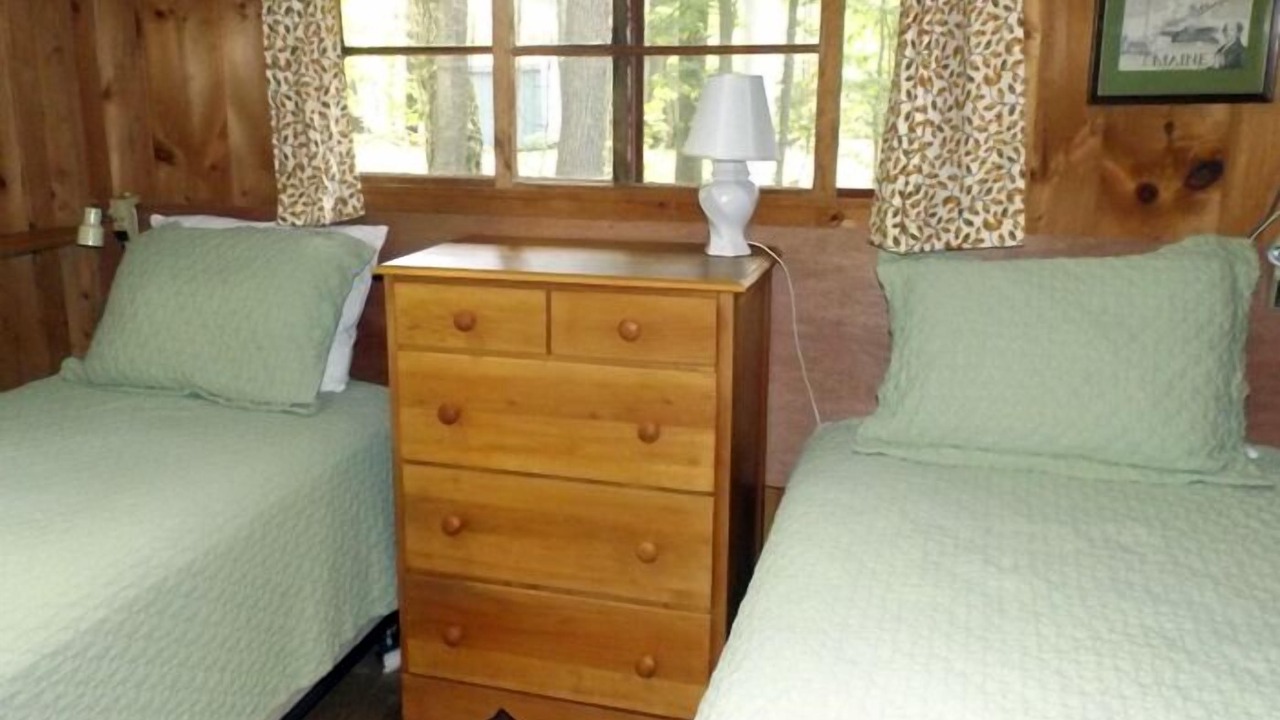 Photo of Bedroom in Raymond