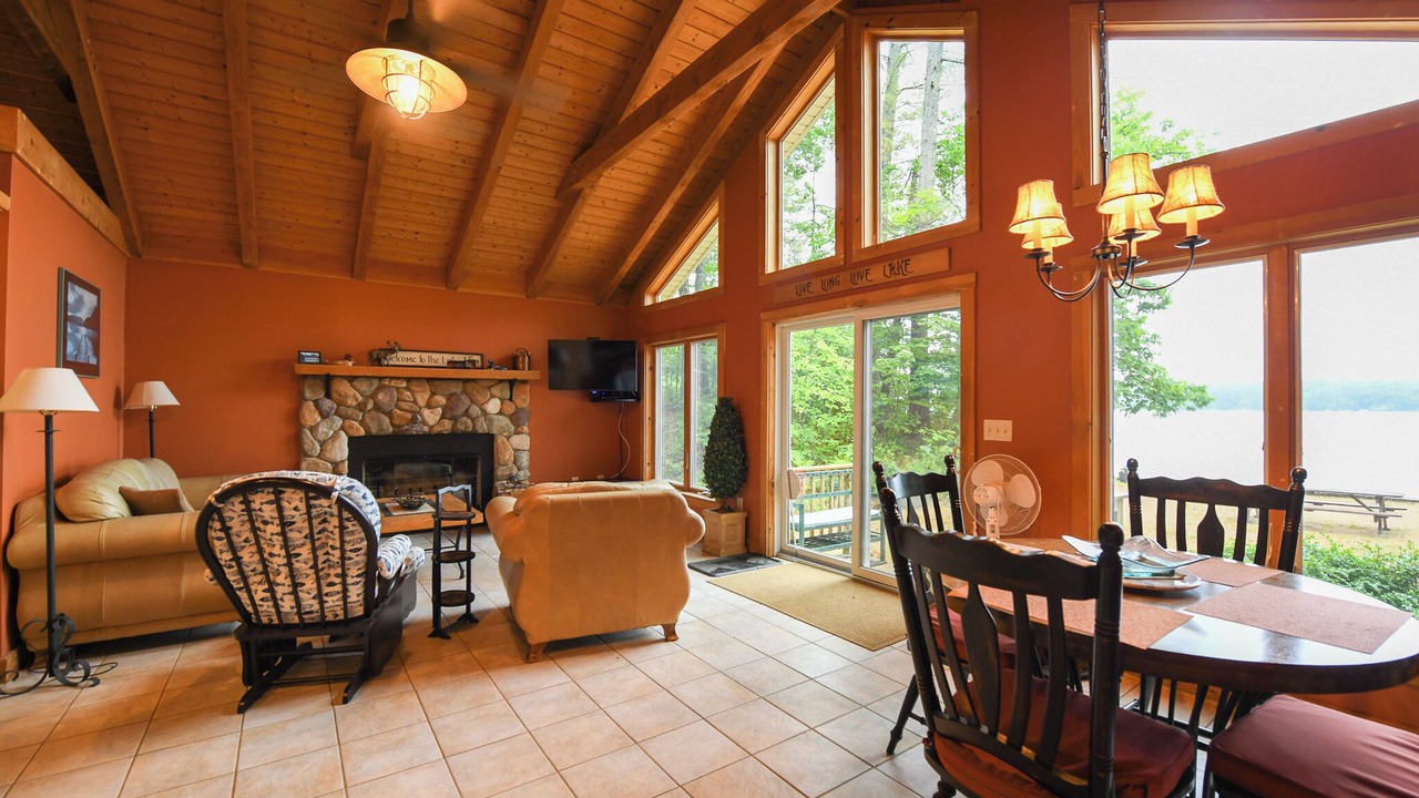 Photo of Livingroom in Bridgton