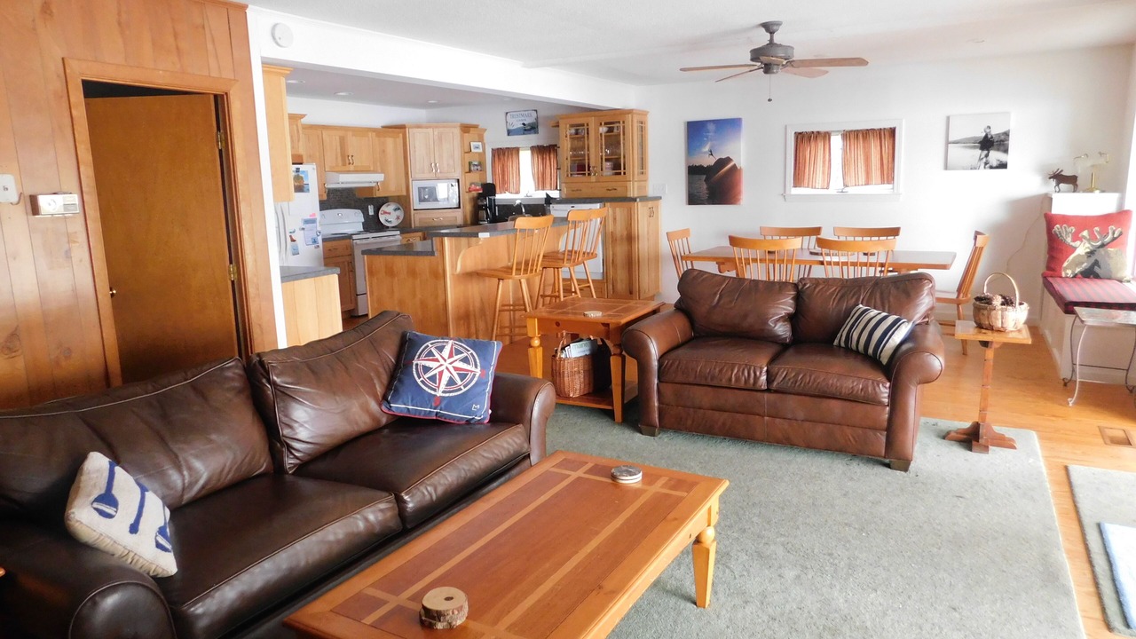 Photo of Livingroom in Raymond