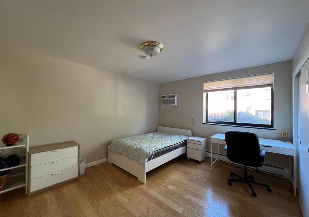 Photo of Bedroom in Newton Center