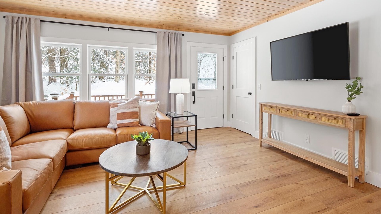 Photo of Livingroom in Stowe Area