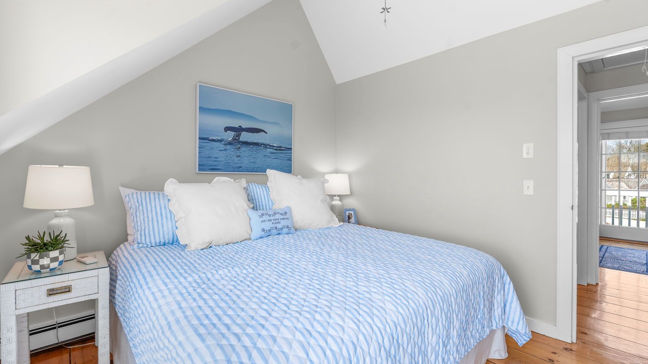 Photo of Bedroom in Mashpee