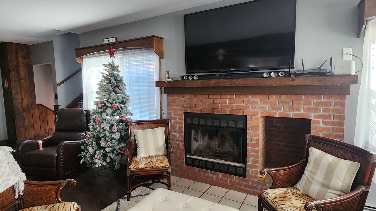 Photo of Livingroom in Harrison