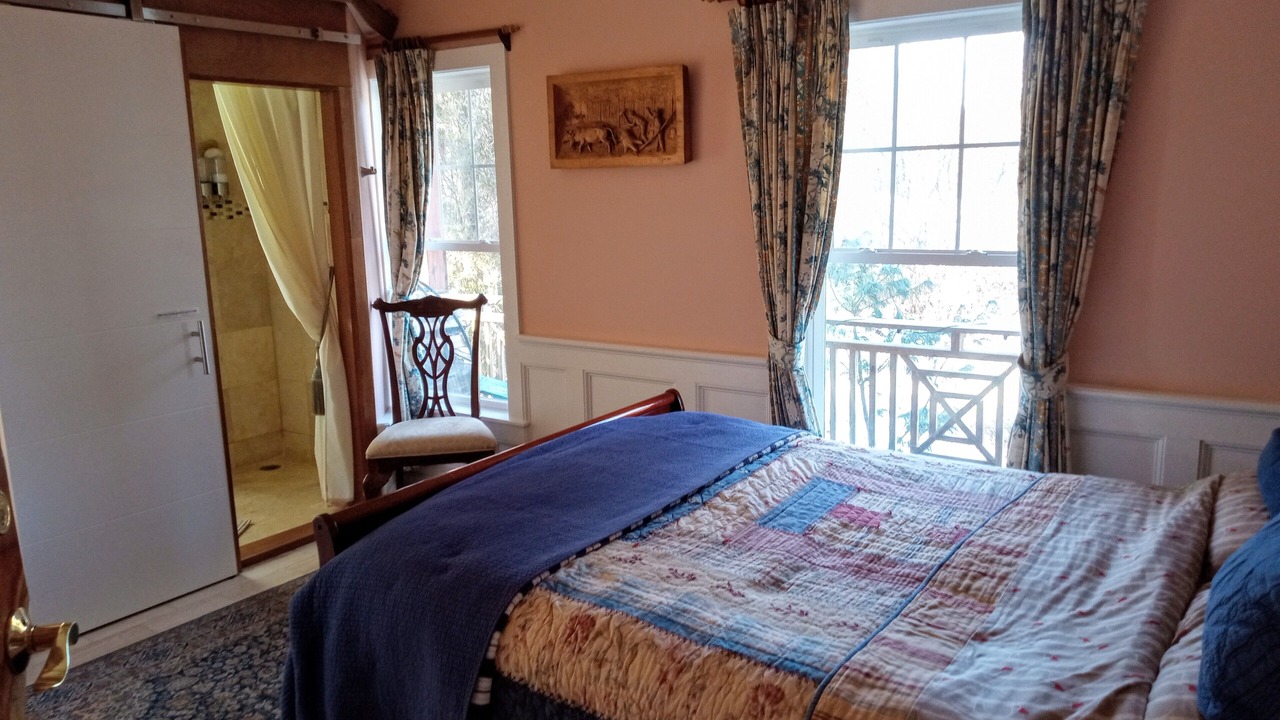 Photo of Bedroom in Newbury
