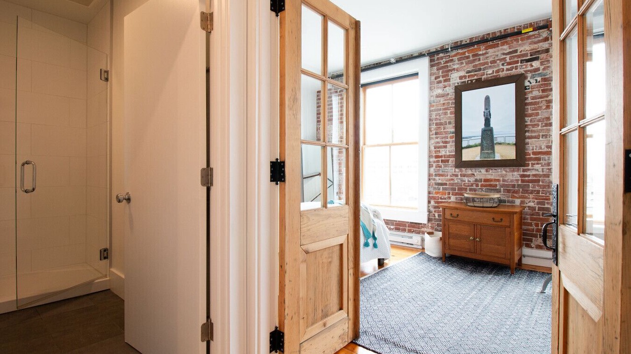 Photo of Bedroom in Downtown Portland