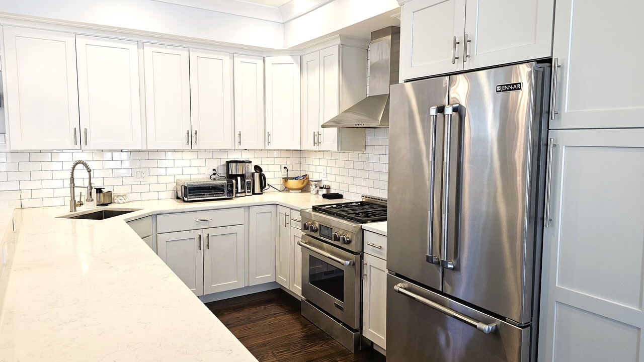 Photo of Kitchen in Neponset - Port Norfolk