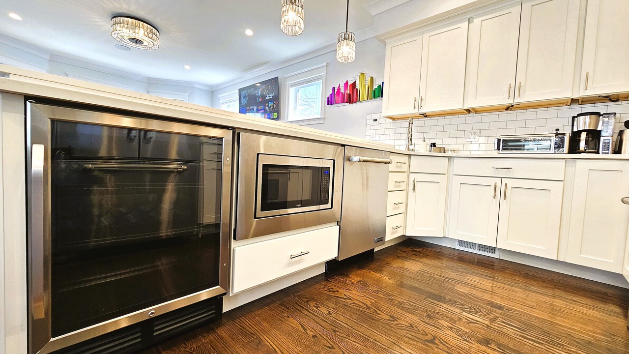Photo of Kitchen in Neponset - Port Norfolk