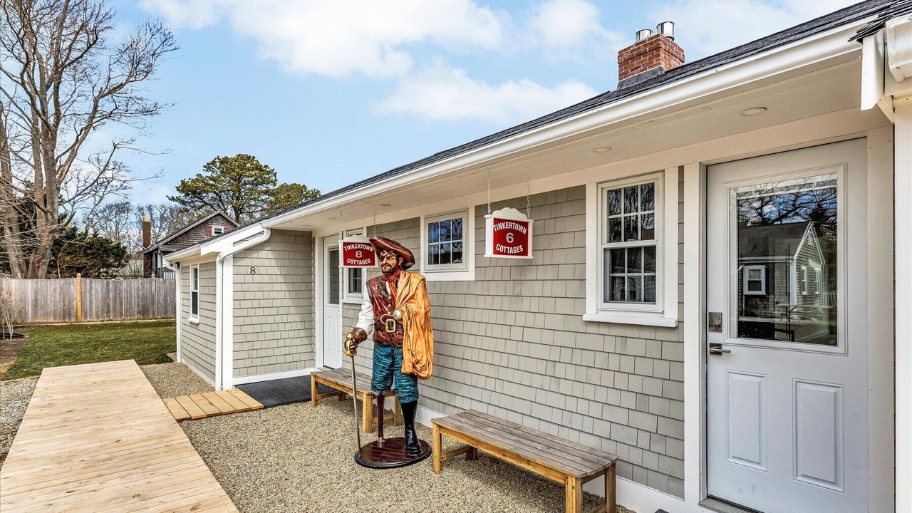 Photo of Others in South Yarmouth