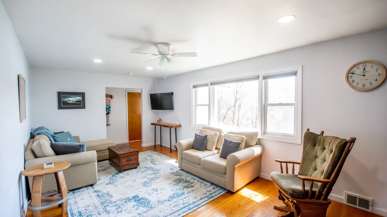 Photo of Livingroom in Branchport