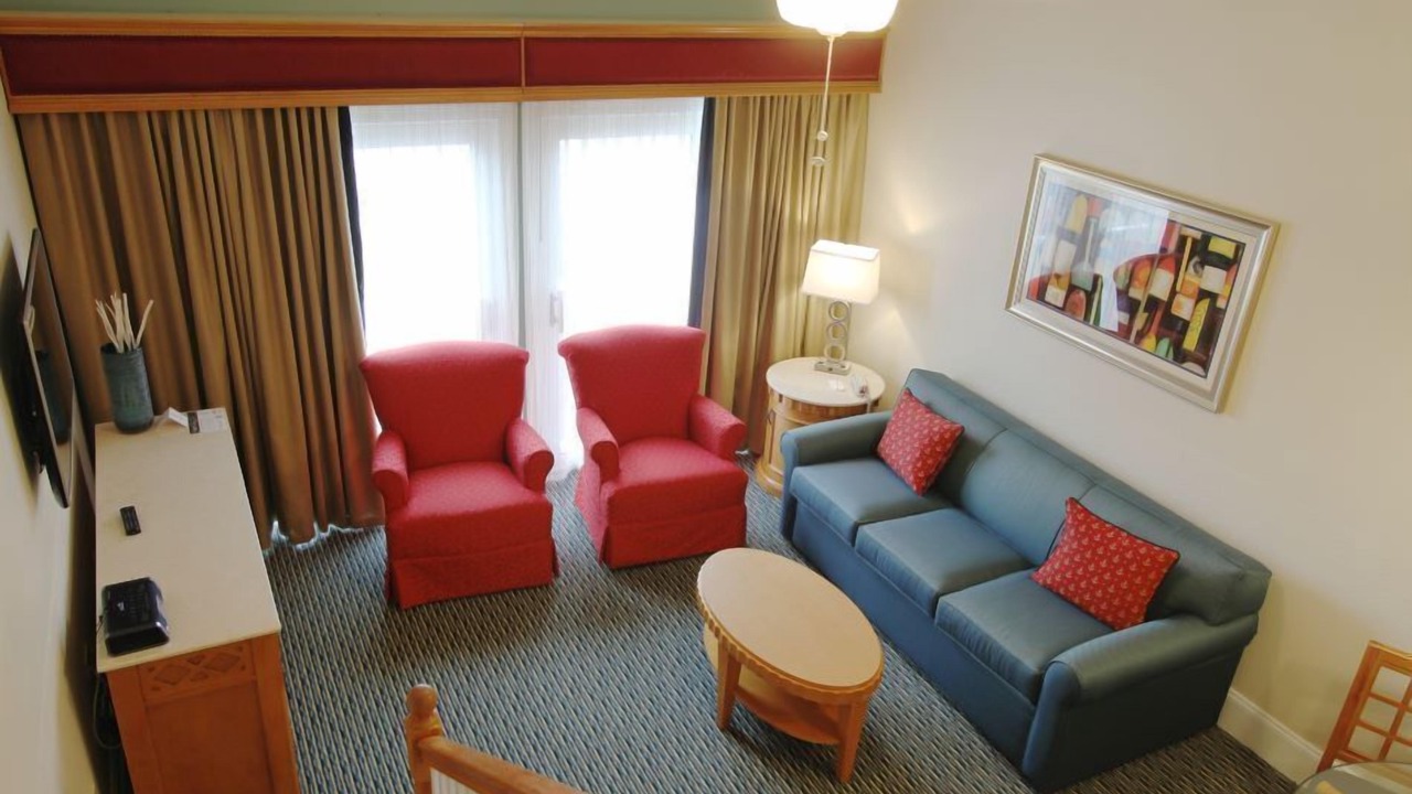 Photo of Livingroom in West Yarmouth