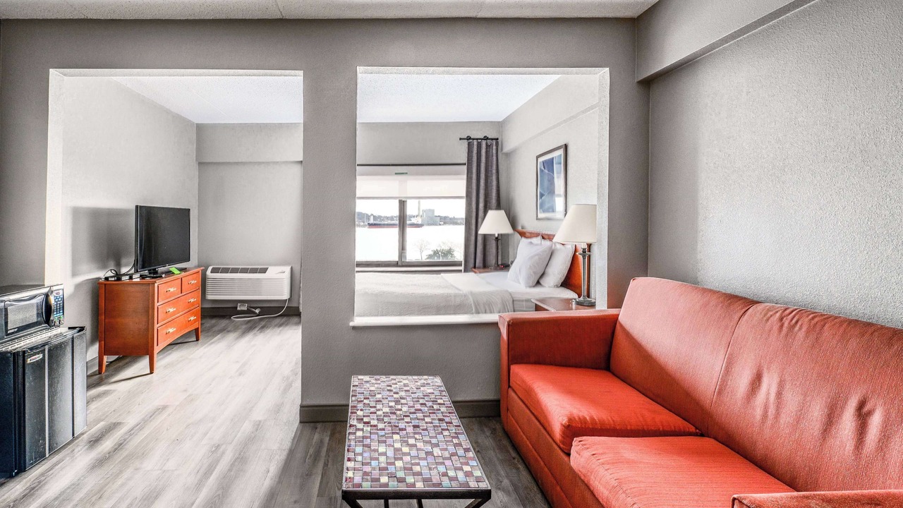 Photo of Bedroom in Long Wharf