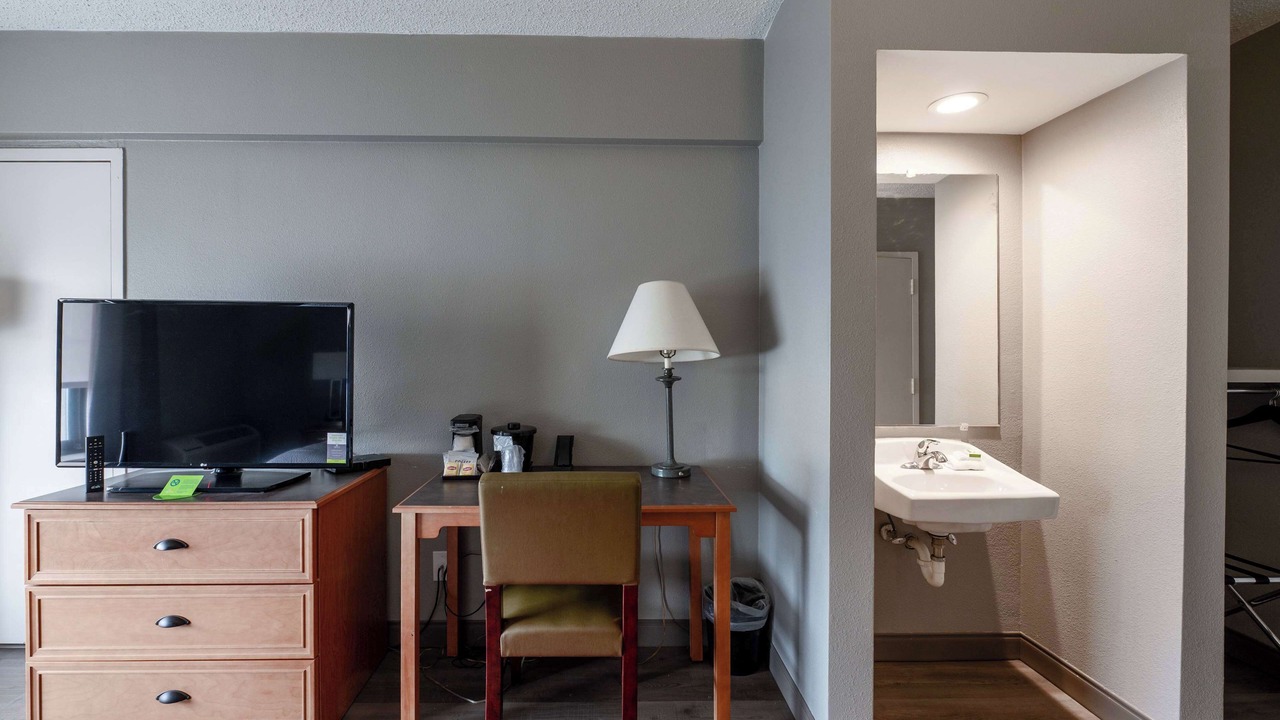 Photo of Bedroom in Long Wharf