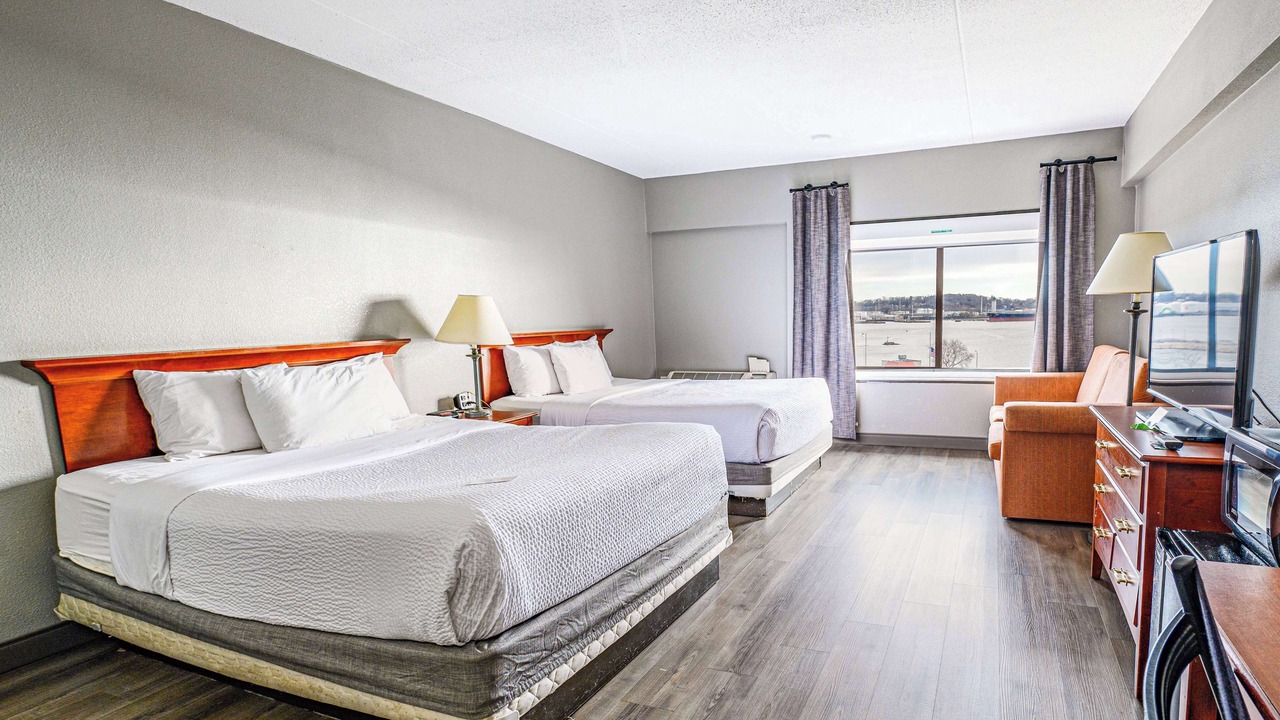 Photo of Bedroom in Long Wharf