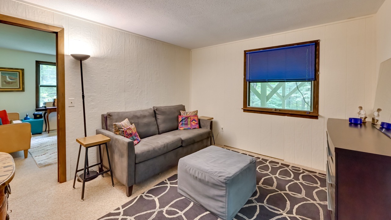 Photo of Livingroom in Tolland