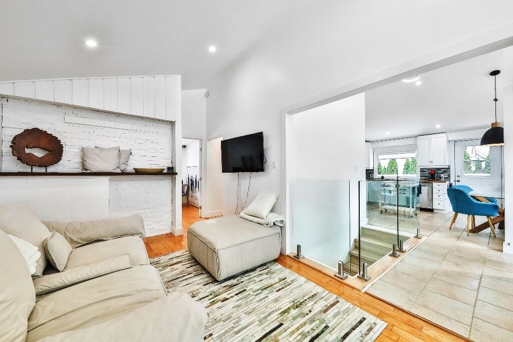Photo of Livingroom in Boisbriand