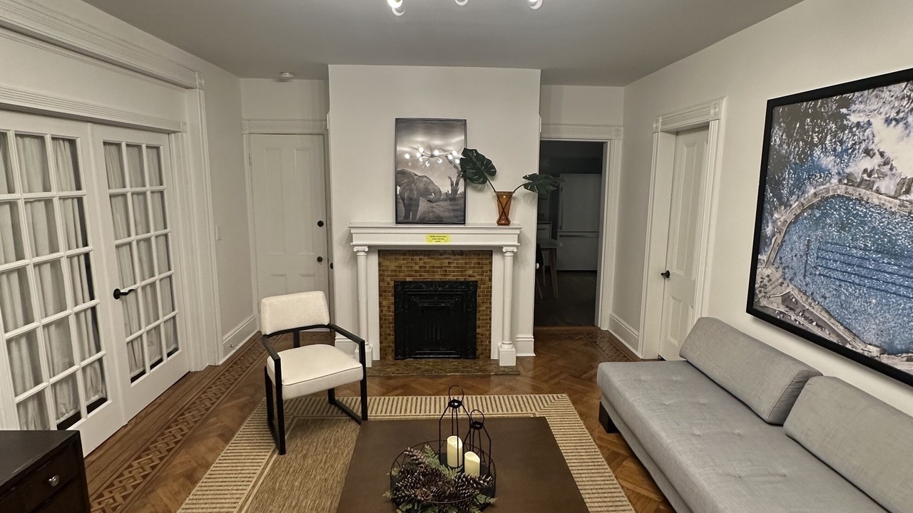 Photo of Livingroom in East Norwalk