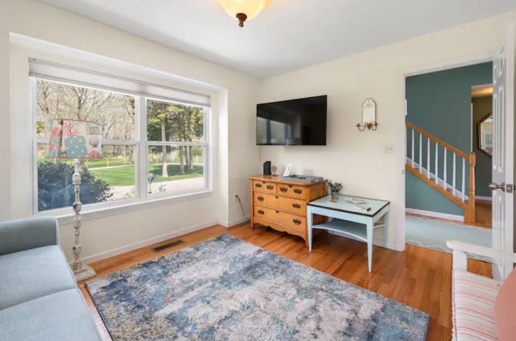 Photo of Livingroom in Stonington