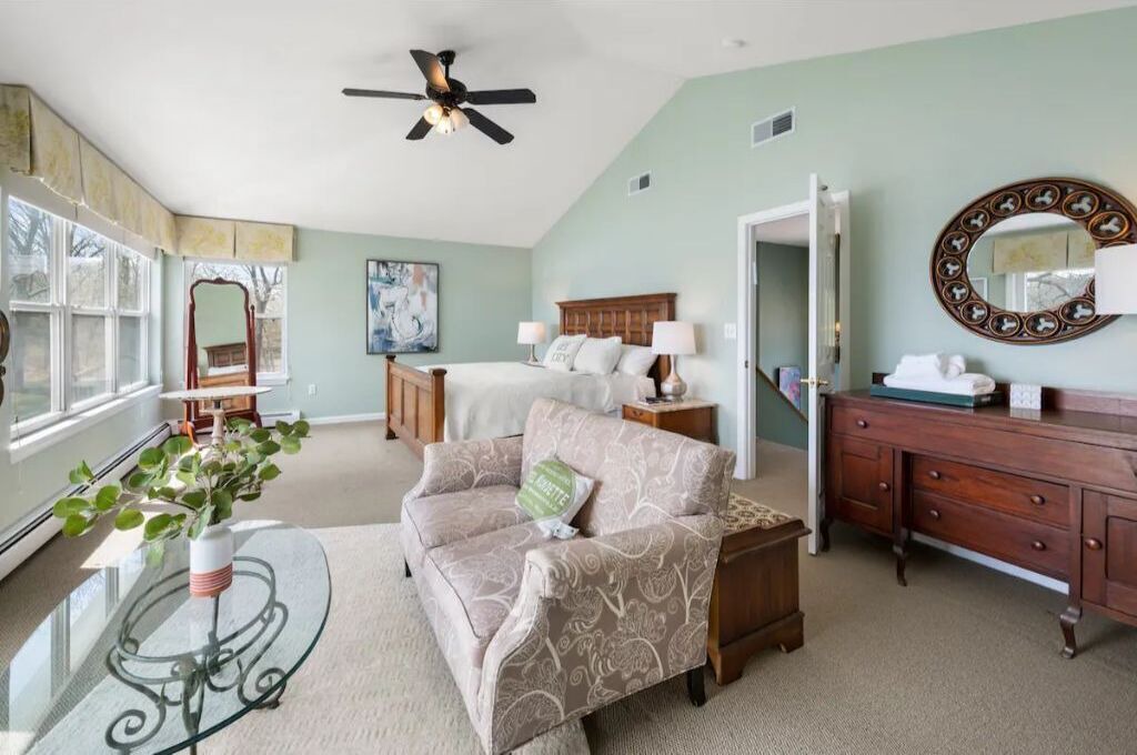 Photo of Bedroom in Stonington