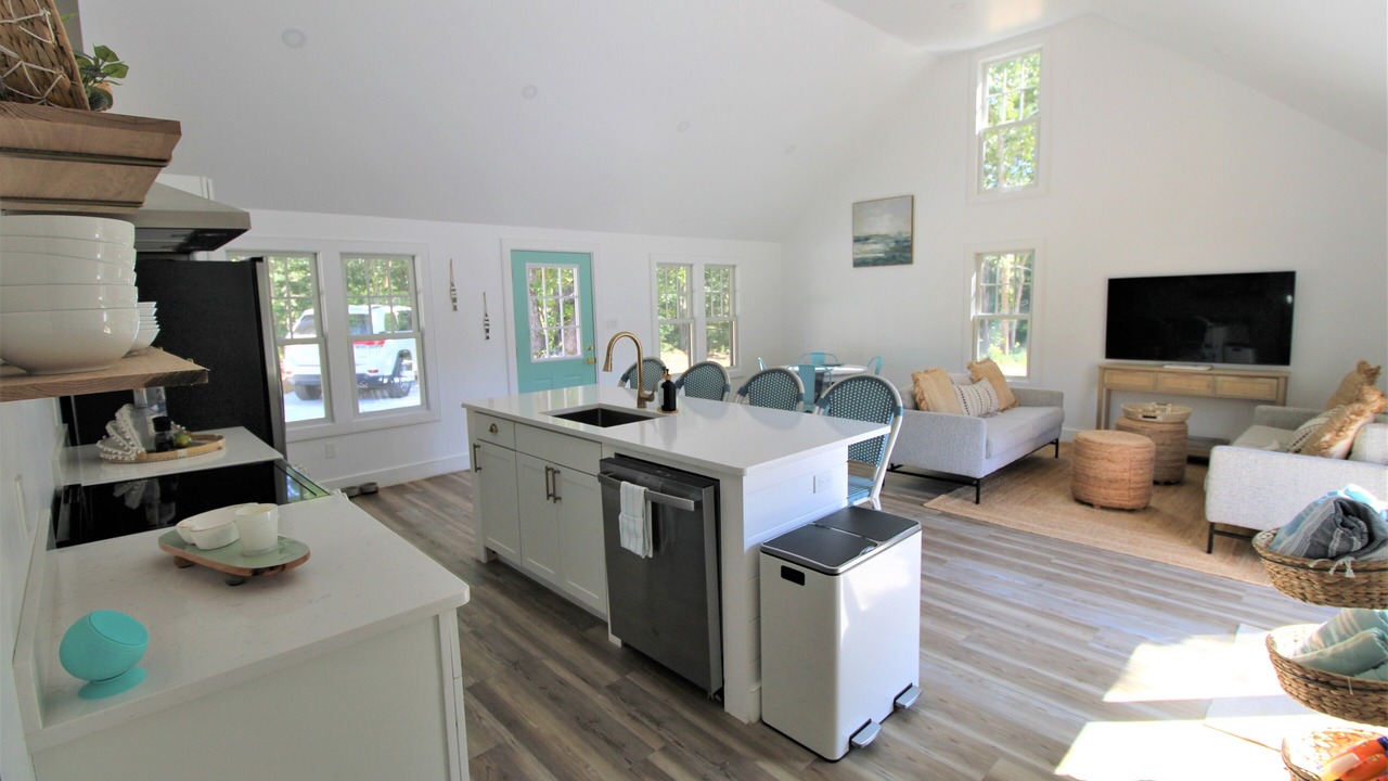 Photo of Livingroom in Eastham